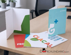 Carpetas archivadoras de documentos tamaño A4